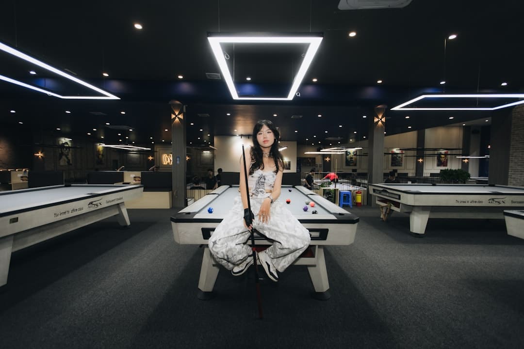 大瓜!美艳老板娘出轨18岁暑假工,聊天记录炸裂,称男生是永动机